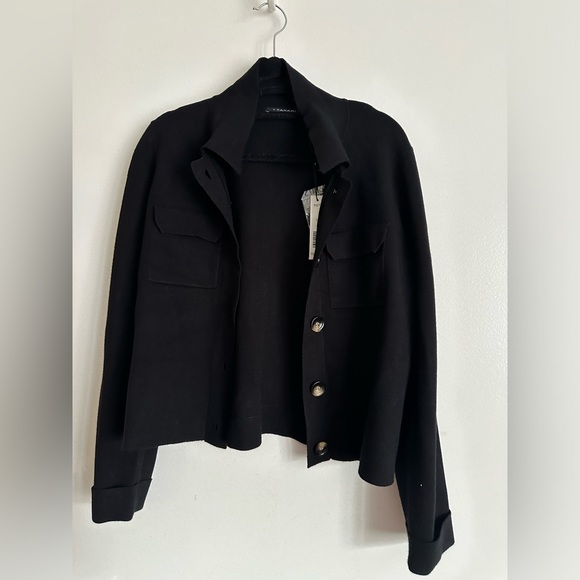 NWT- T Tahari Sweater Crop Jacket in size XS and color Black - Picture 6 of 6